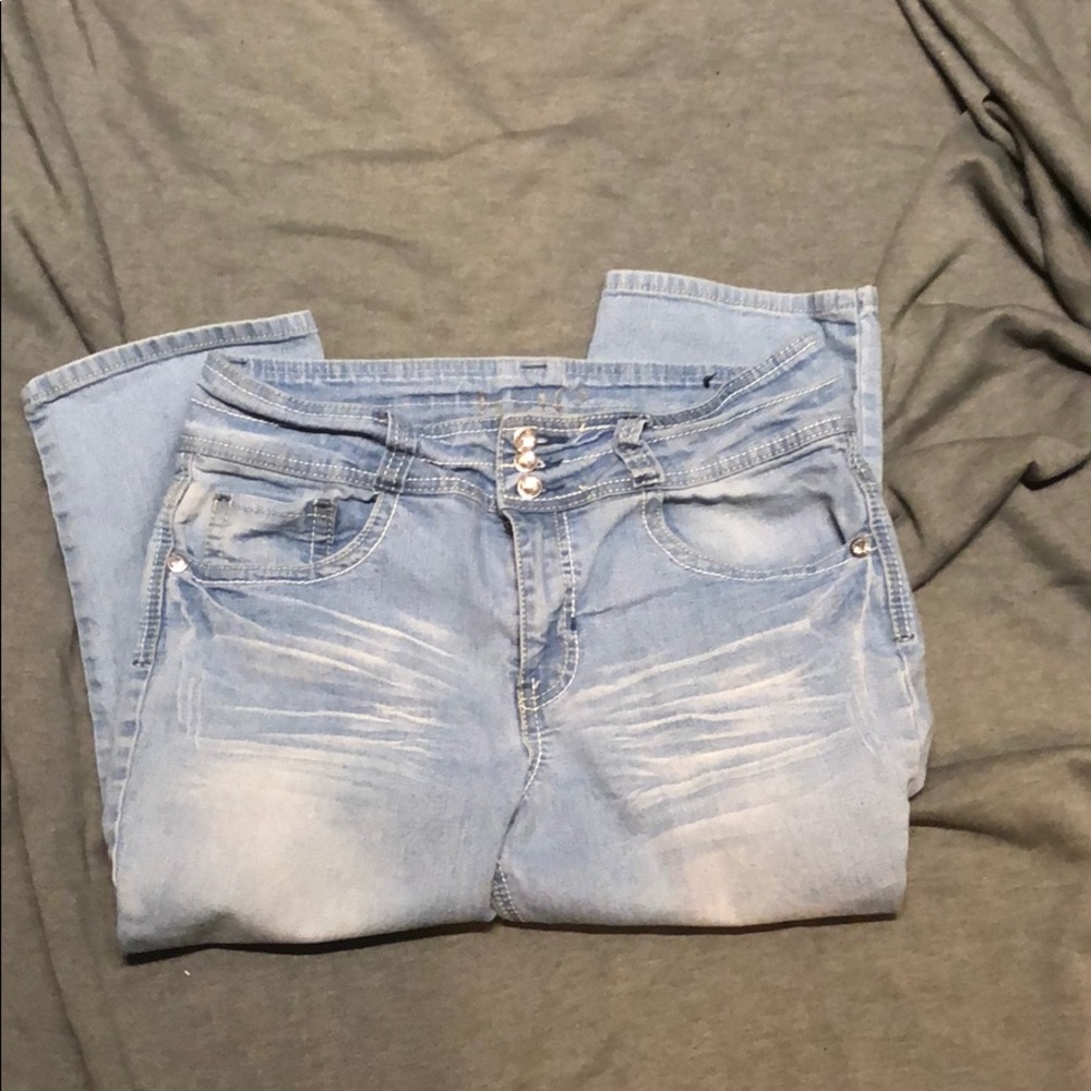 Truth High Waist Capri Pants Light Wash 10